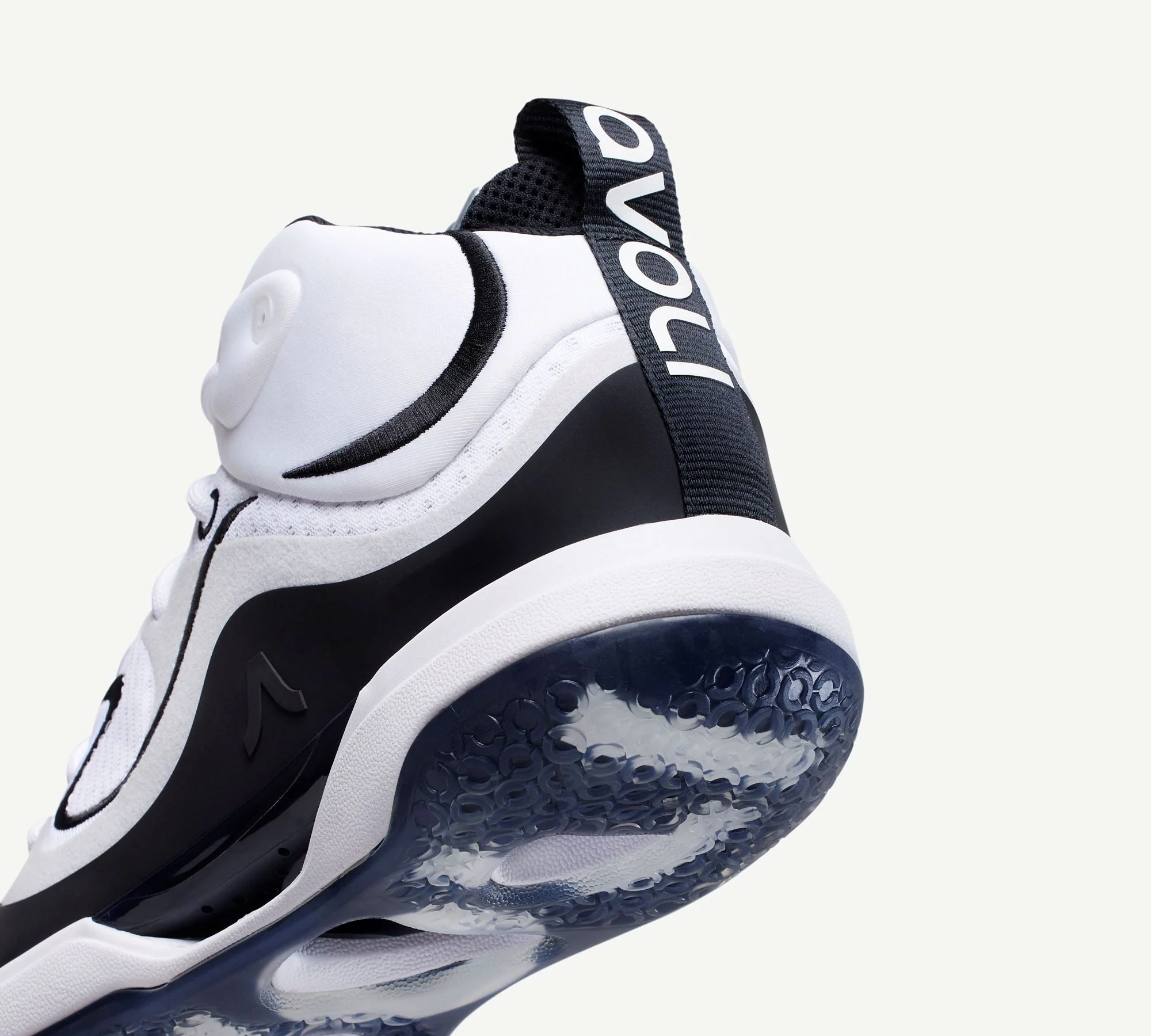 Avoli Mid White Black - Image 4